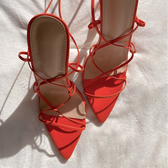 NWOT Bright Orange Lace-Up Strappy Women's Heels Pointy Toe - Picture 1 of 9